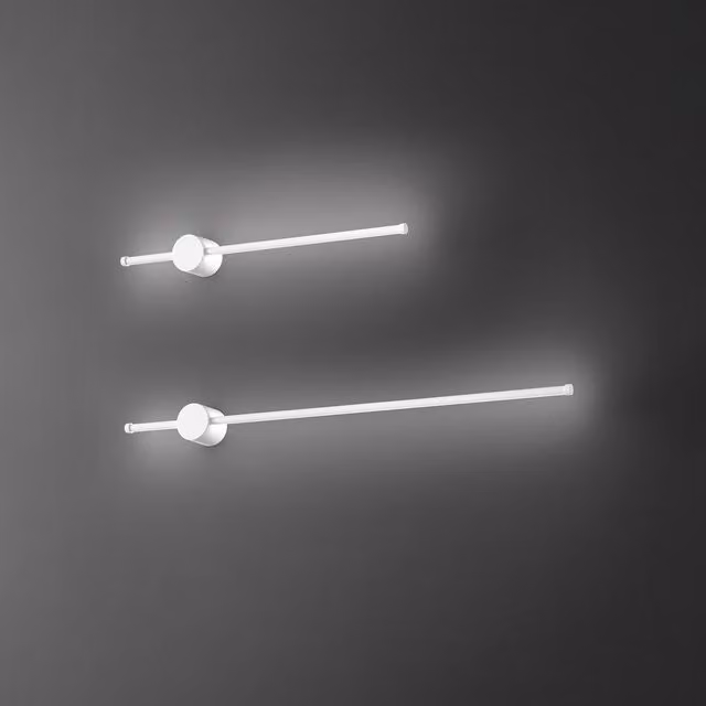 Applique da parete Perenz con orologio LED in metallo e alluminio, luce bianca calda, disponibile in bianco o nero