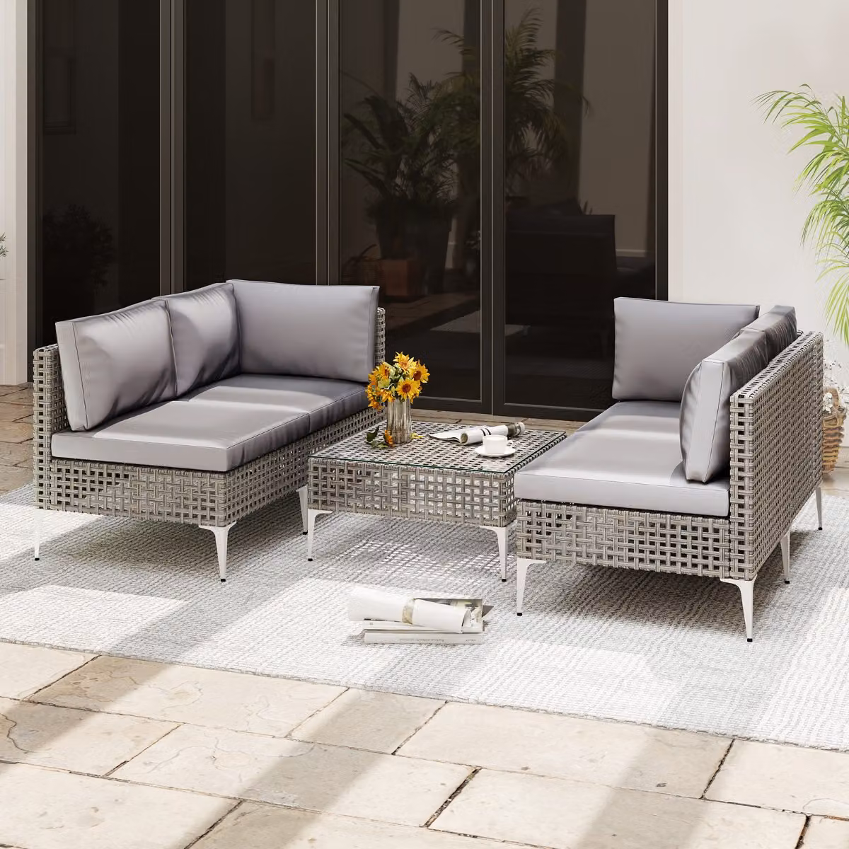 Set da giardino modulare Costway in rattan con divano angolare, sedie e tavolino in vetro temperato, colore grigio misto