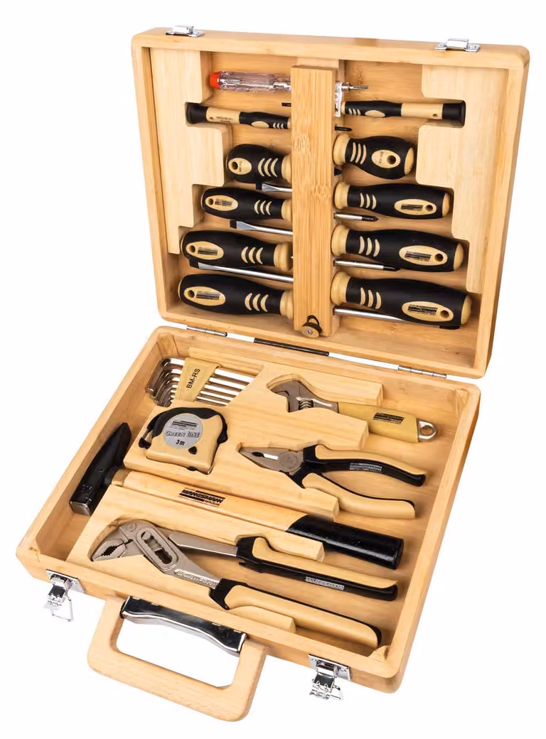 set di utensili da 24 pezzi in custodia di bambù