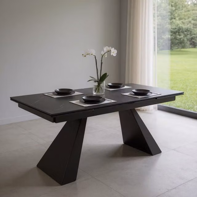 Tavolo moderno allungabile Mobili 2G con piano nero effetto marmo e gambe in metallo L: 160 cm, P: 90 cm, H: 78 cm