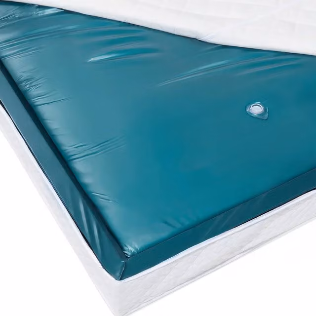Materasso ad acqua BELIANI blu con riduzione dell'onda intera L: 180 cm, P: 200 cm – 1