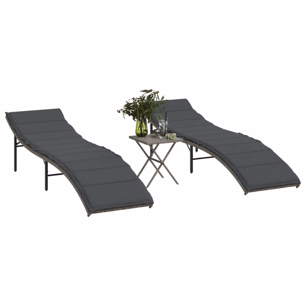 Set di 2 lettini prendisole con tavolino vidaXL in polyrattan grigio con poggiatesta regolabile e vassoio laterale