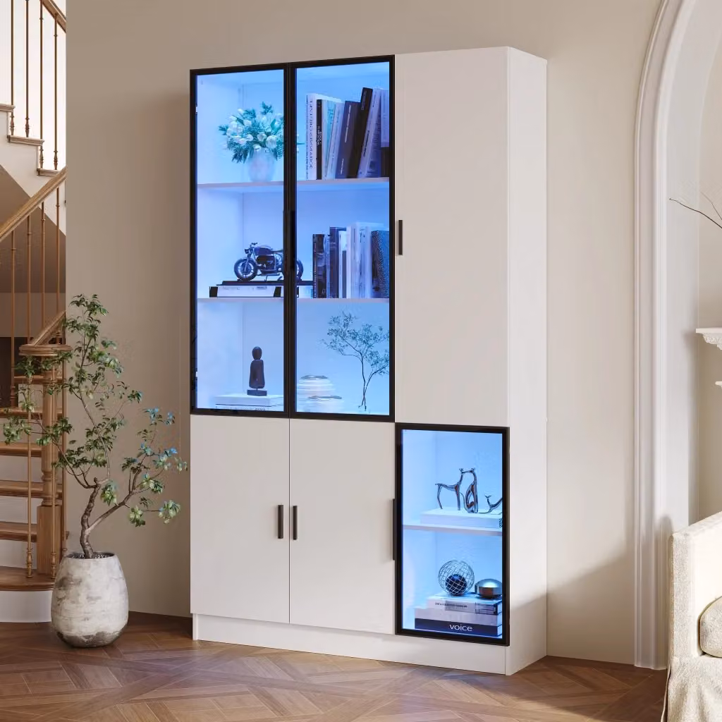 Vetrina alta WISHDOR bianca con 3 ante in vetro e illuminazione LED integrata, H: 200 cm, L: 75 cm, P: 35 cm – 2