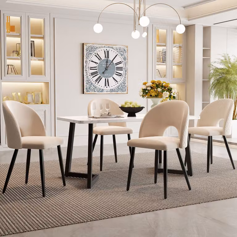 Set da pranzo Sweiko, (Set, 117×68cm tavolo da pranzo con 4 sedie), Tavolo da pranzo rettangolare Set di tavoli da cucina moderni, Sedia da pranzo in velluto con motivo a diamante, Gambe delle sedie regolabili, Velluto beige, Gambe del tavolo nere
