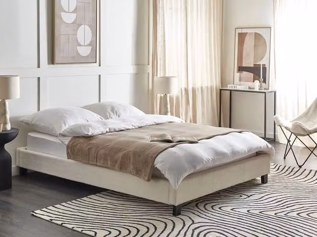 Letto matrimoniale Beliani in tessuto bouclé beige con rete a doghe in legno L/P/H: 140 x 200 cm