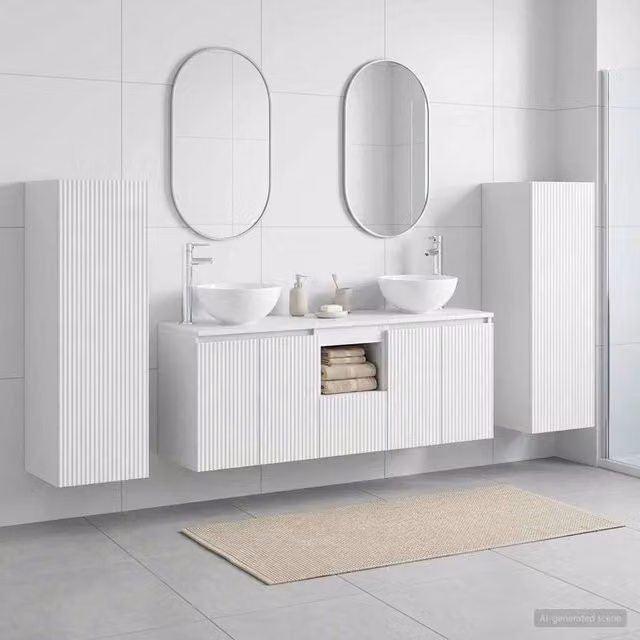 Set di mobili per il bagno 5 pz Bianco Lucido 3405987