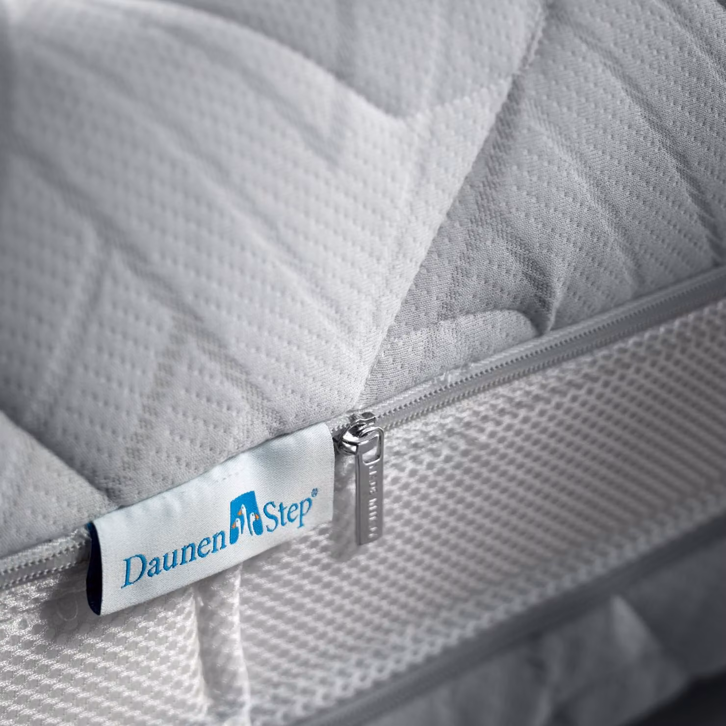 Materasso Ibrido DaunenStep Classic con Molle Indipendenti e Rivestimento Rimovibile Bianco – 2