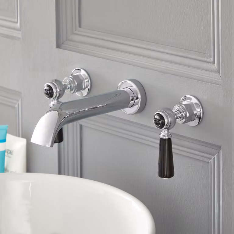 Rubinetto da Parete a 3 Fori Per Lavabo a Leva - Tradizionale - Cromato e Nero