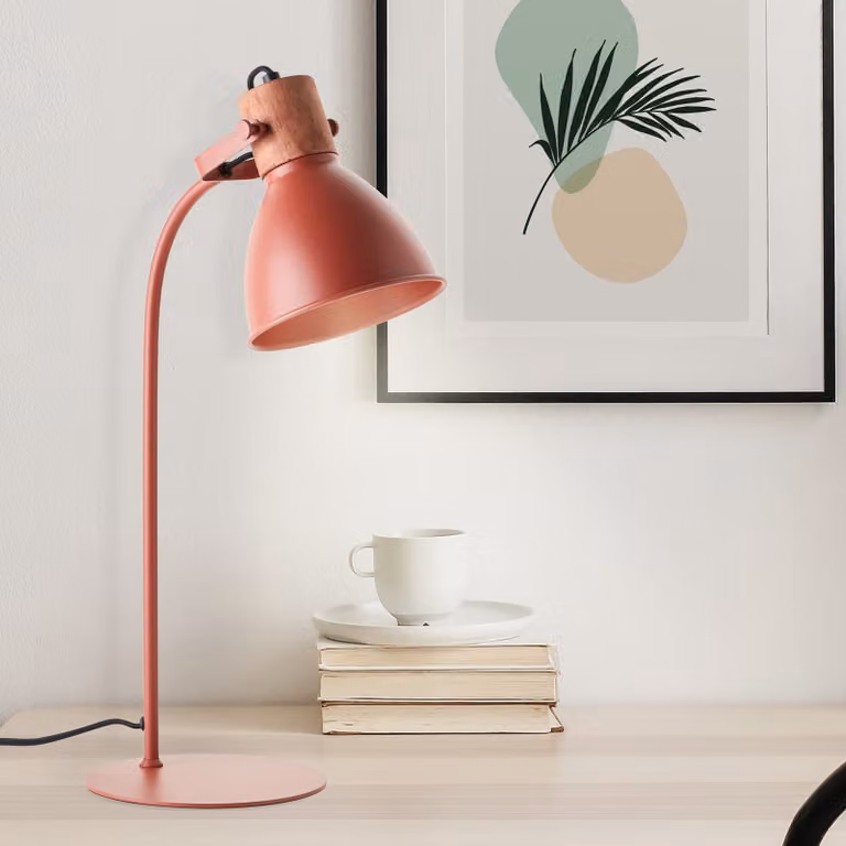 BRILLANTE lampada da tavolo alta ELENA in rosso | testa orientabile | 1x presa E27 max. 40W | altezza 52cm | metallo/legno