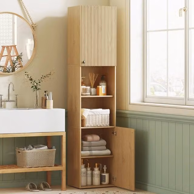 Armadio da bagno REDOM in legno rovere scandinavo marrone con ripiani interni e ante a battente H 182 x L 31 x P 30 cm