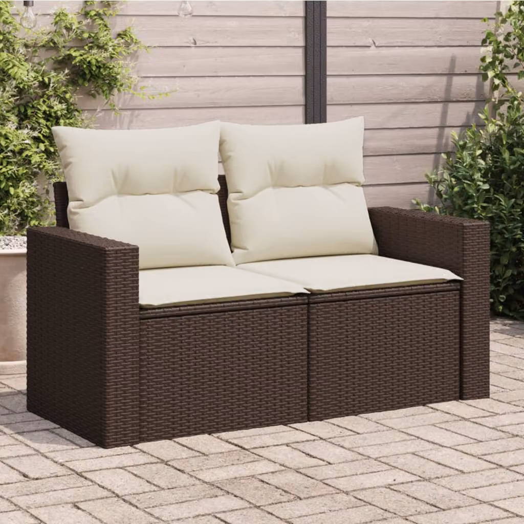 vidaXL Divano da Giardino a 2 Posti in Polyrattan Marrone e Bianco con Cuscini Imbottiti e Rivestimenti Rimovibili