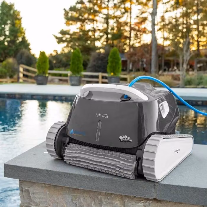 Robot per piscina Maytronics Dolphin Mr. 40i Premium con trasformatore digitale IoT, carrello e copertura protettiva – 2