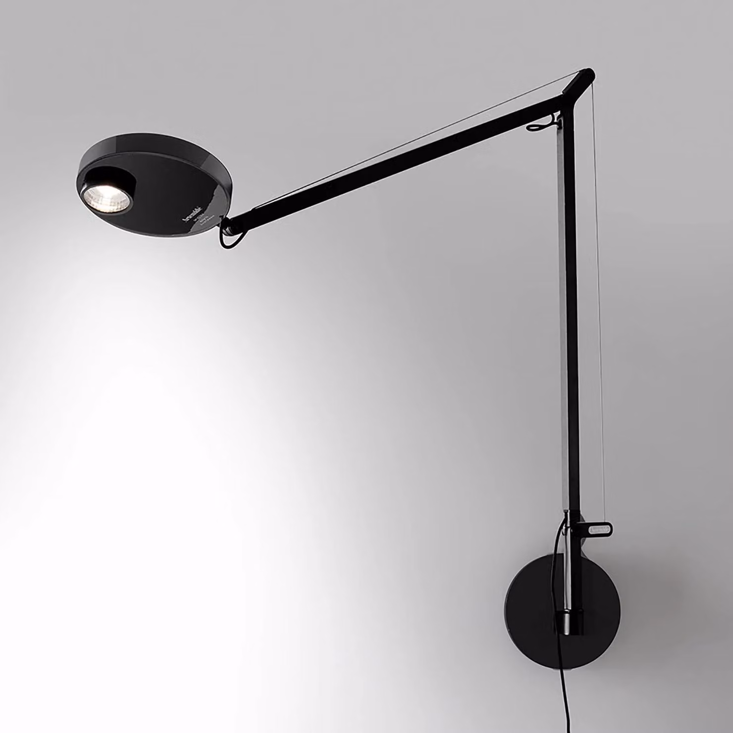 Artemide Applique da parete di design Demetra Professional, dimmerabile, Nero, Camera da letto, Alluminio, Moderno, Applique