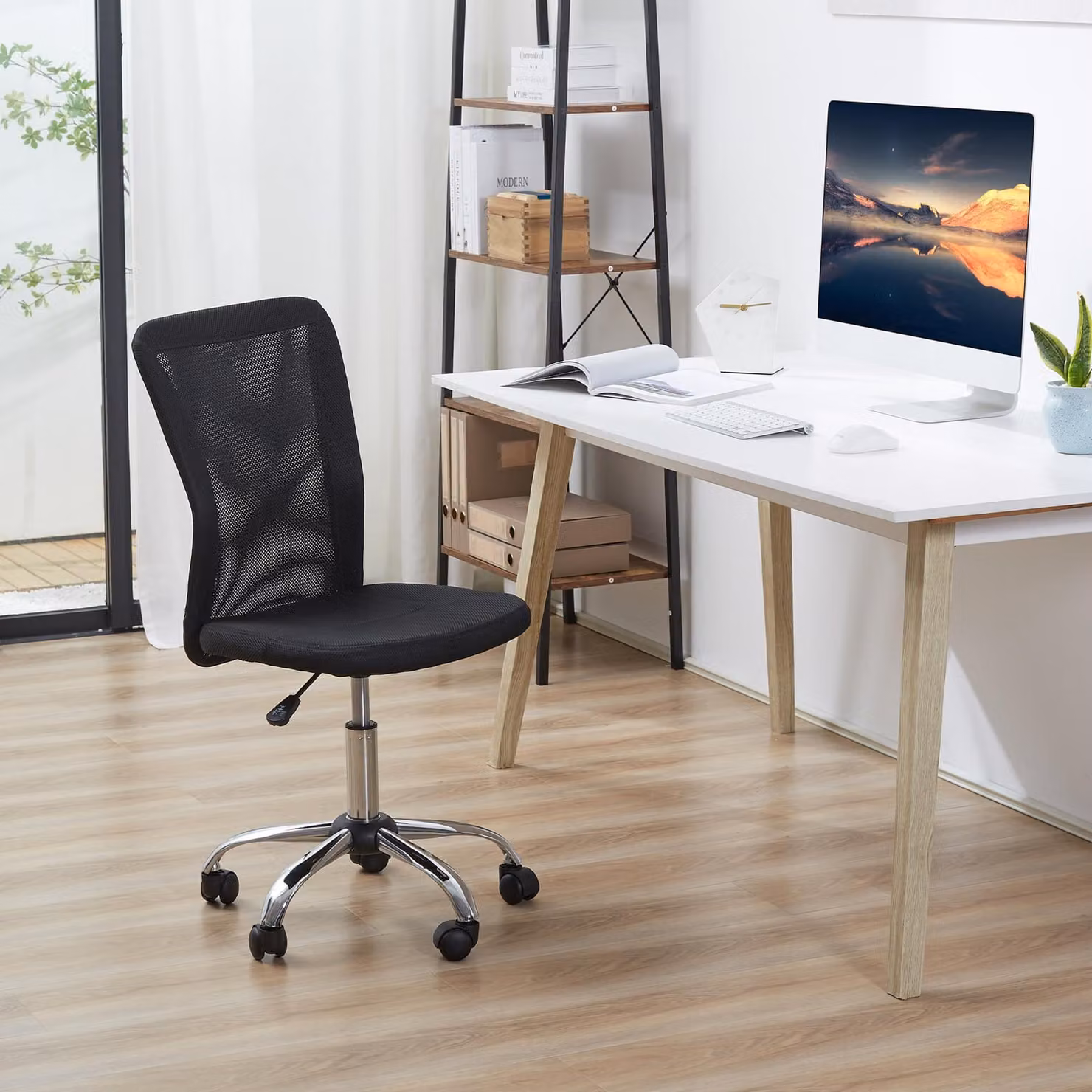 okwish sedia da ufficio girevole regolabile in altezza con tessuto a rete sullo schienale, sedia per PC girevole a 360°, sedia da lavoro senza braccioli, nero