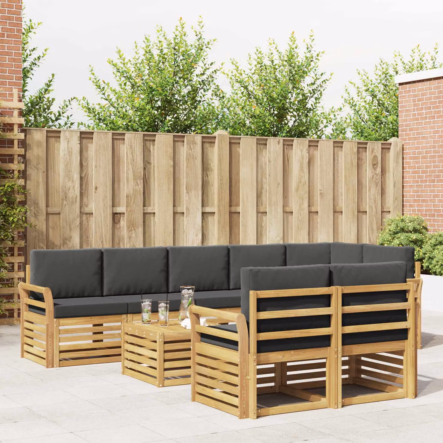 Set di divani da esterno vidaXL 9 pz a forma di L con tavolino, struttura in legno di acacia e cuscini bianchi e antracite