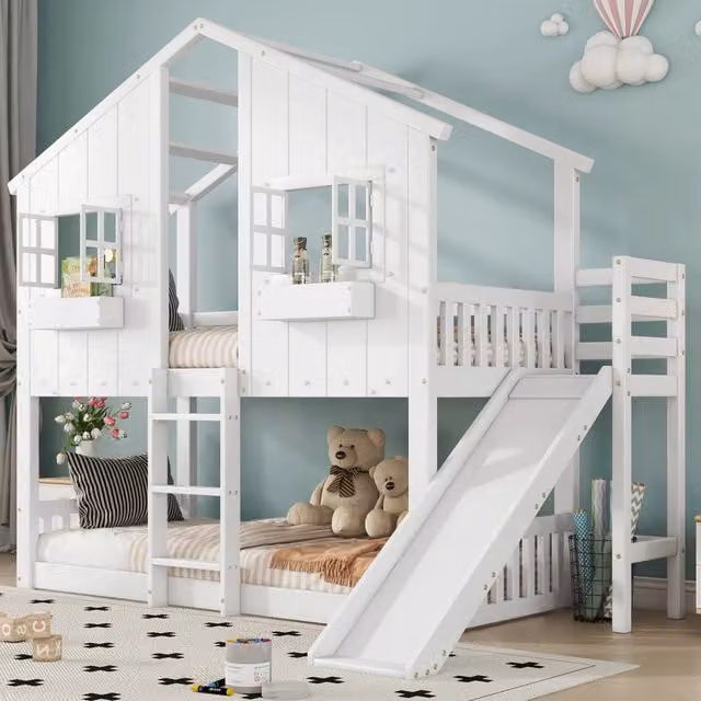 Letto a castello per bambini 90x200 cm con scivolo; tetto e finestre; in legno massello e MDF; bianco naturale