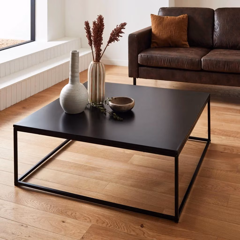 Tavolino basso quadrato Sweeek in metallo nero opaco con design industriale – 2
