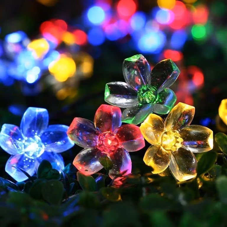 Catena luminosa solare, 7 metri, 50 fiori LED colorati, 8 modalità, impermeabile