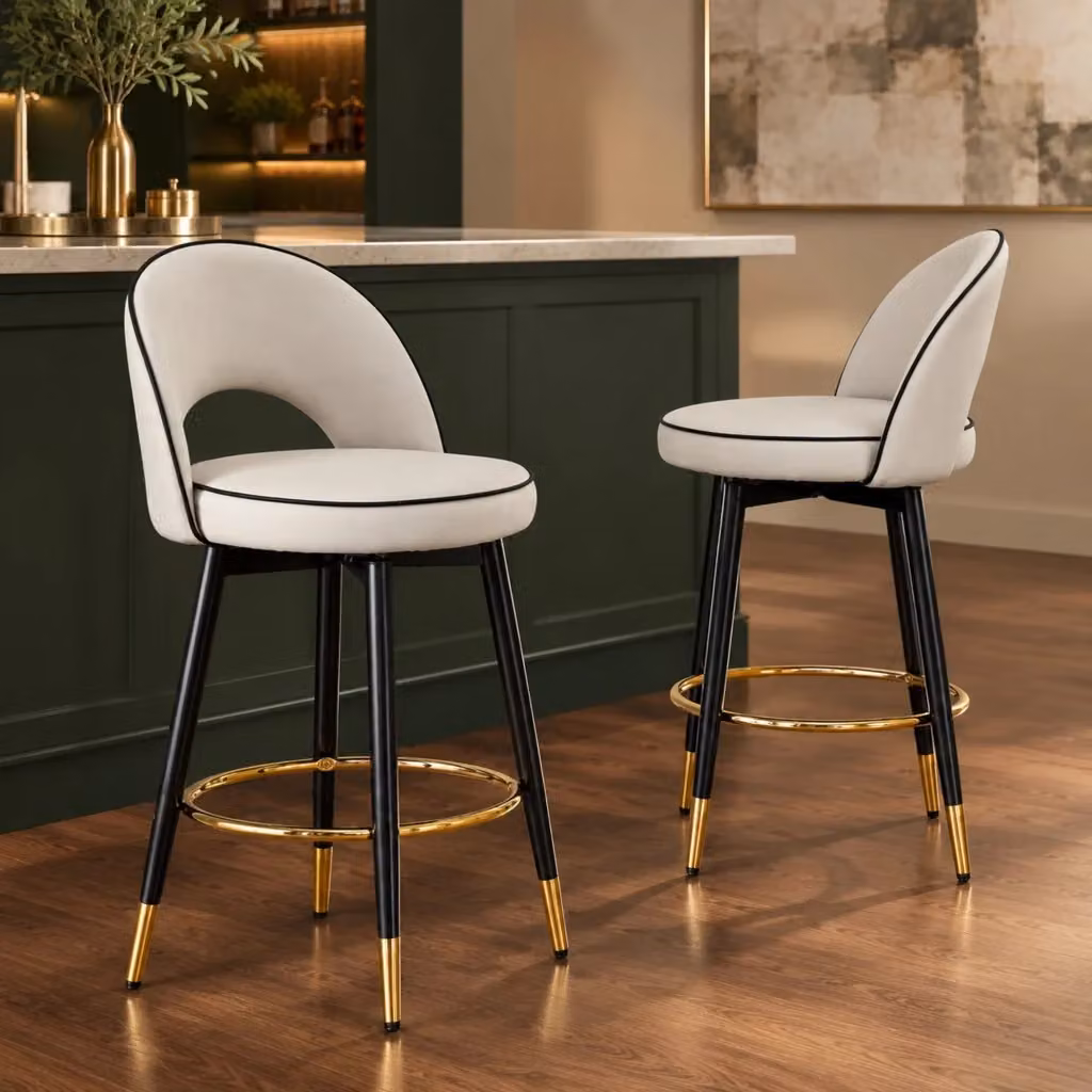 Set da 2 sgabelli da bar MIVRAY girevoli a 360° in ecopelle grigio e bianco con dettagli dorati e struttura in metallo – 2