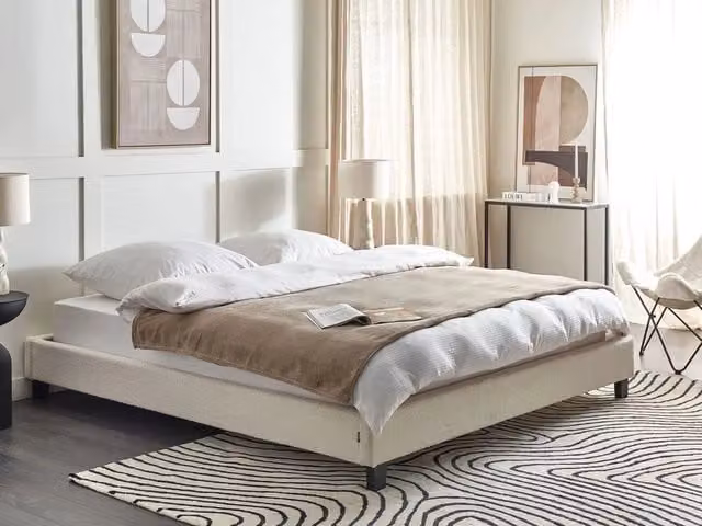 Letto Beliani in bouclé beige con rete a doghe senza testiera L/P: 180 x 200 cm
