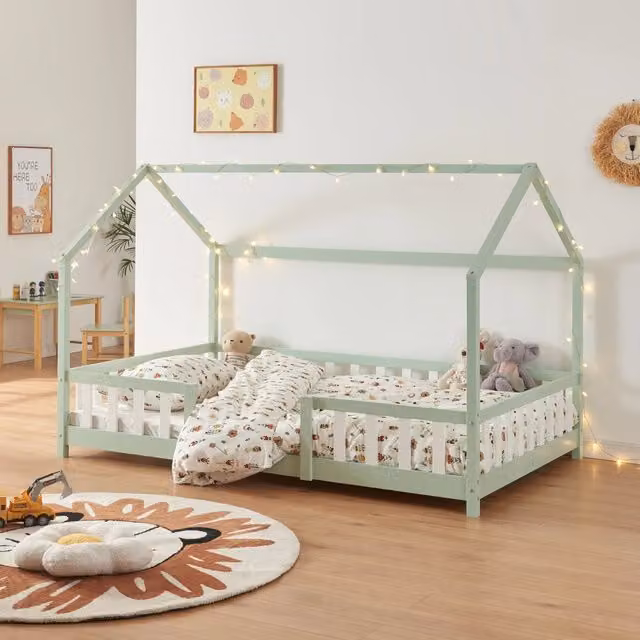 Letto per cameretta a forma di casetta Sisimiut en.casa in legno di pino, Verde/Bianco, L/P/H: 200 x 120 x 135 cm