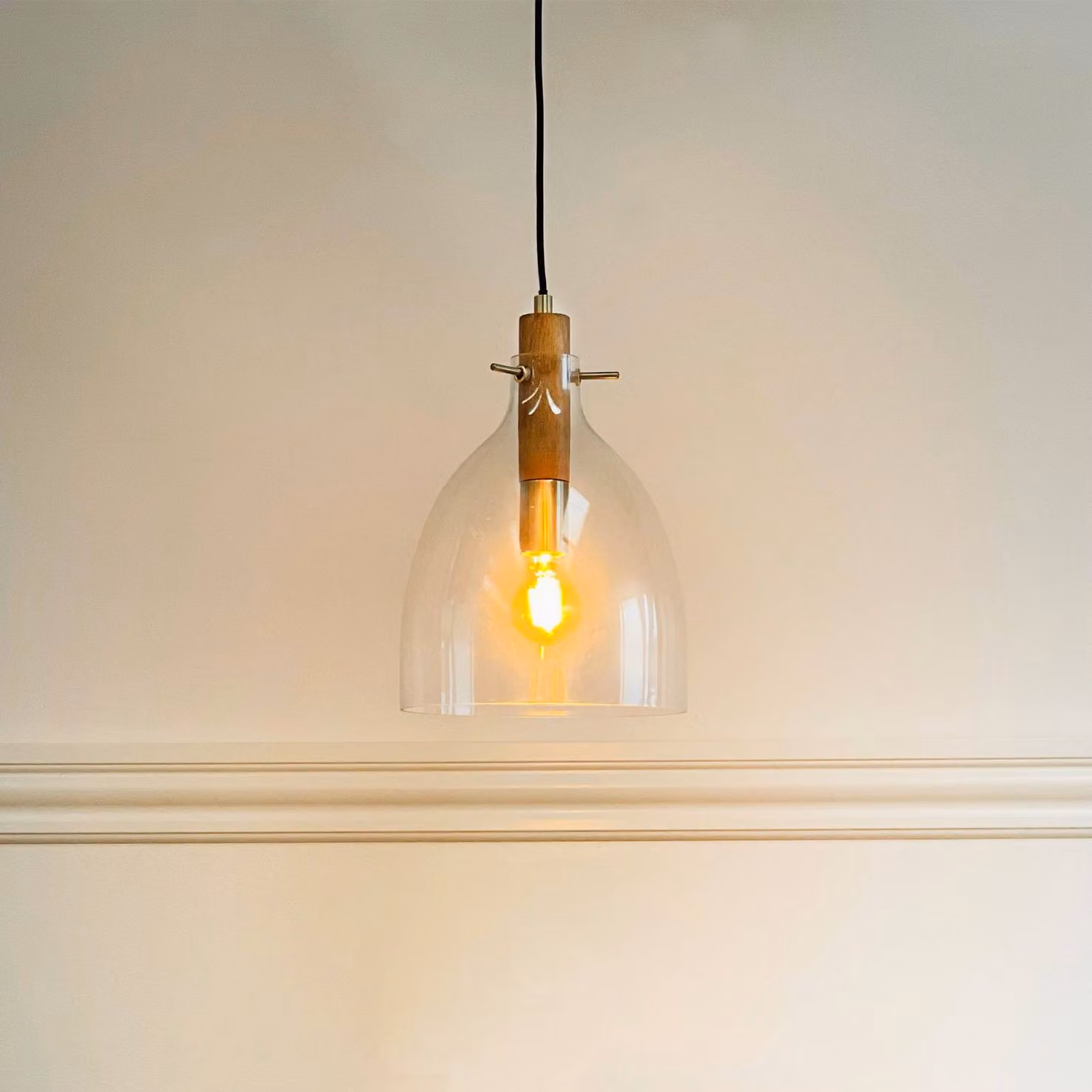 Dyberg Larsen Lampada a sospensione Bistro, dimmerabile, Chiaro / Trasparente, Soggiorno / Sala da pranzo, Vetro, Design, Lampada a sospensione