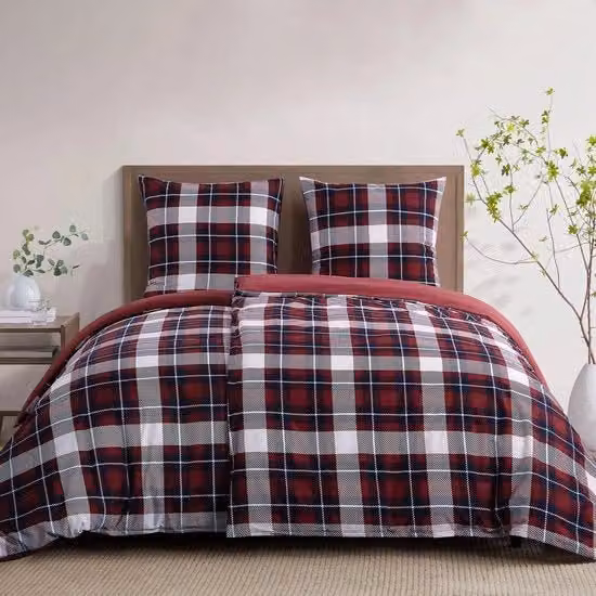 Set di lenzuola JGS in microfibra con disegno checked rosso, 4 pezzi, L/P: 135 x 200 cm, H: 140 cm, con federe 80 x 80 cm