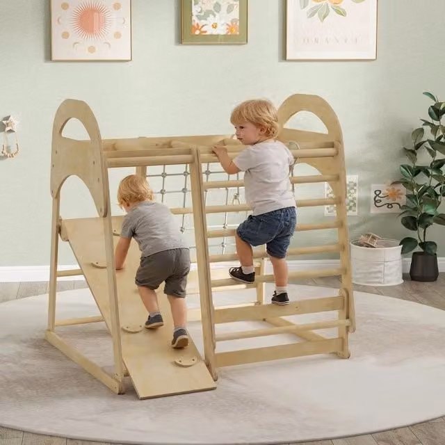 Struttura da arrampicata indoor ULEVR 6 in 1 in legno naturale con scivolo reversibile, rete, anelli e scala, 3-6 anni