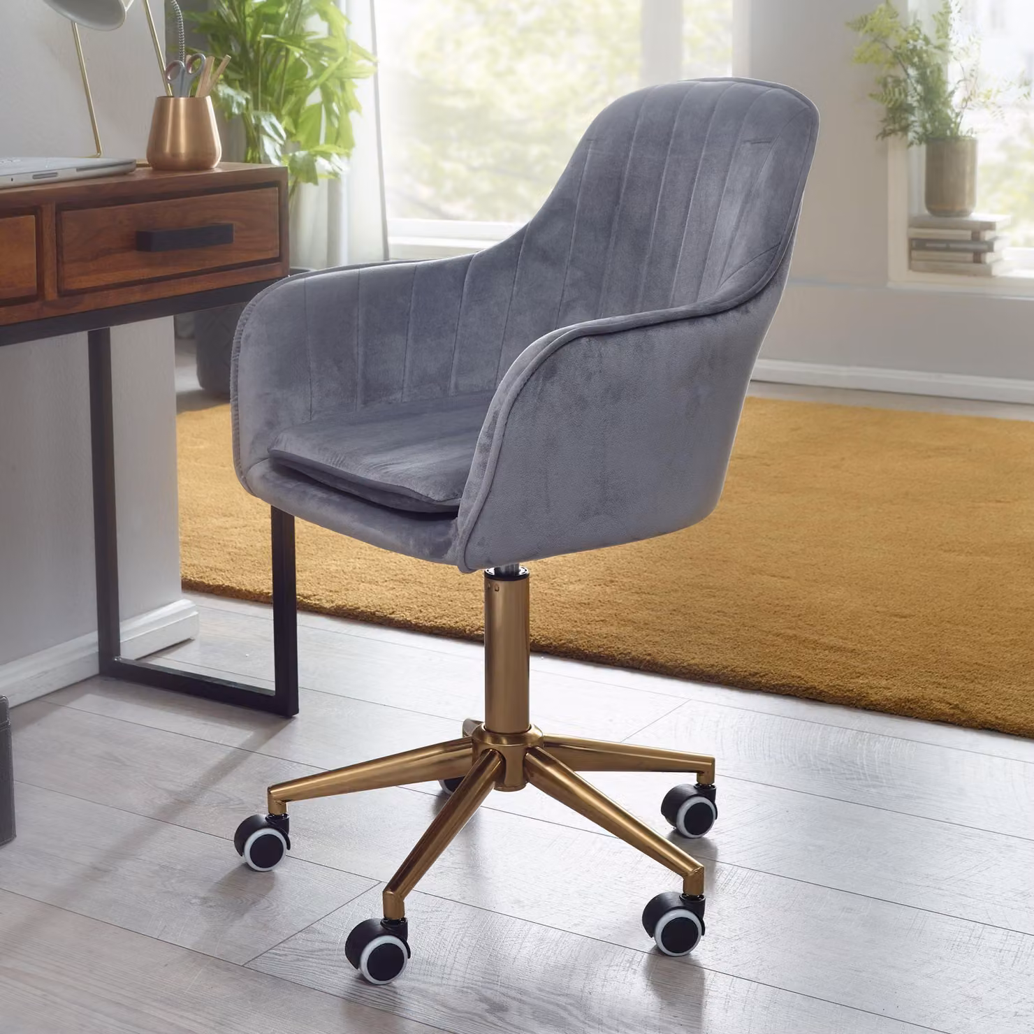 Sedia da scrivania design FineBuy, grigia, con rotelle - rivestita in velluto imbottito | Sedia da ufficio regolabile in altezza e girevole | Poltrona girevole
