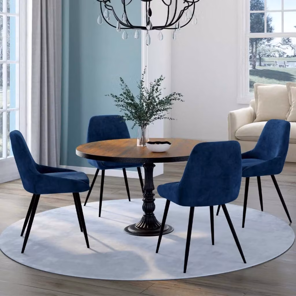 Set di 4 sedie THALYA IDMarket in velluto blu con braccioli e struttura in metallo – 2