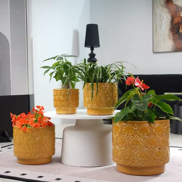 Set di 4 vasi per piante Minimal in ceramica giallo lucido per balcone e giardino interno – 1