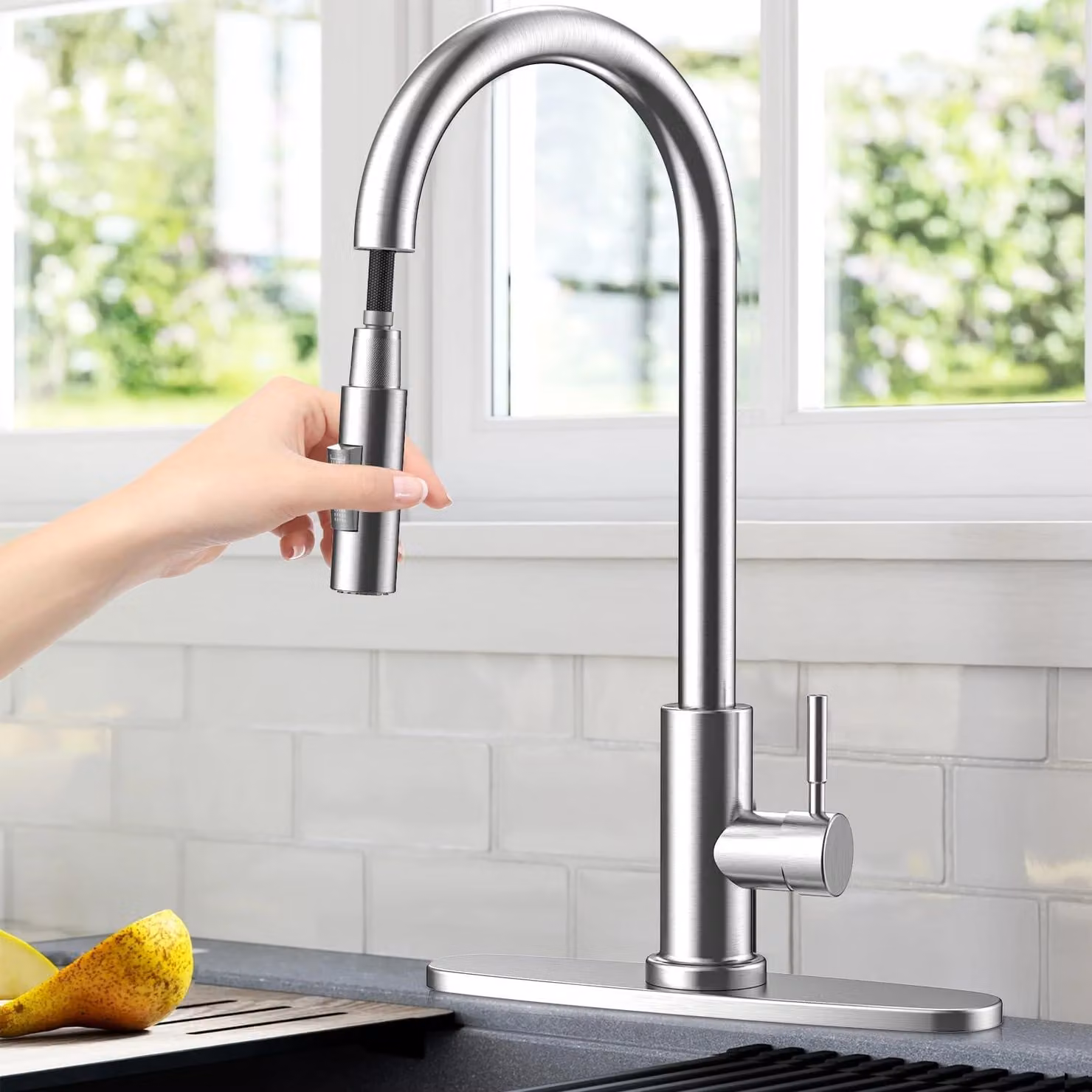 Rubinetto da cucina con doccetta estraibile, miscelatore per lavello in acciaio inossidabile, girevole a 360°
