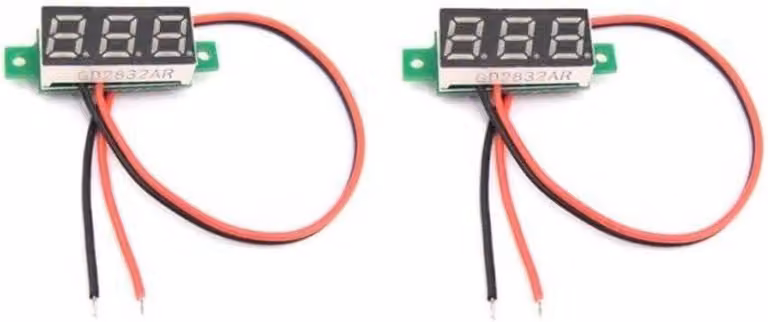 Set di 2 voltmetri a LED, colore rosso, dimensioni 0,28 pollici, range di tensione 3V-30V