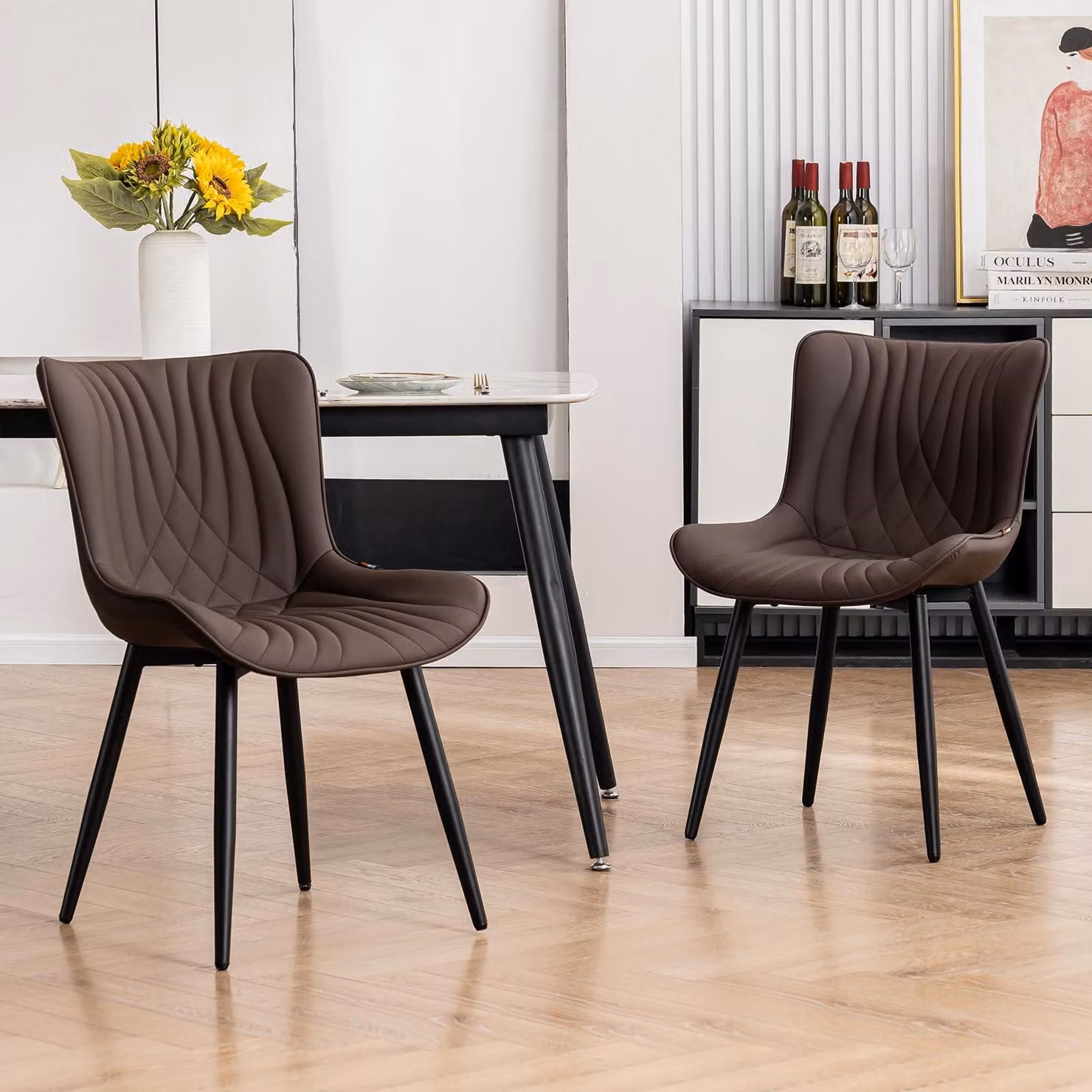 Set di 2 comode sedie da pranzo in ecopelle, con schienale