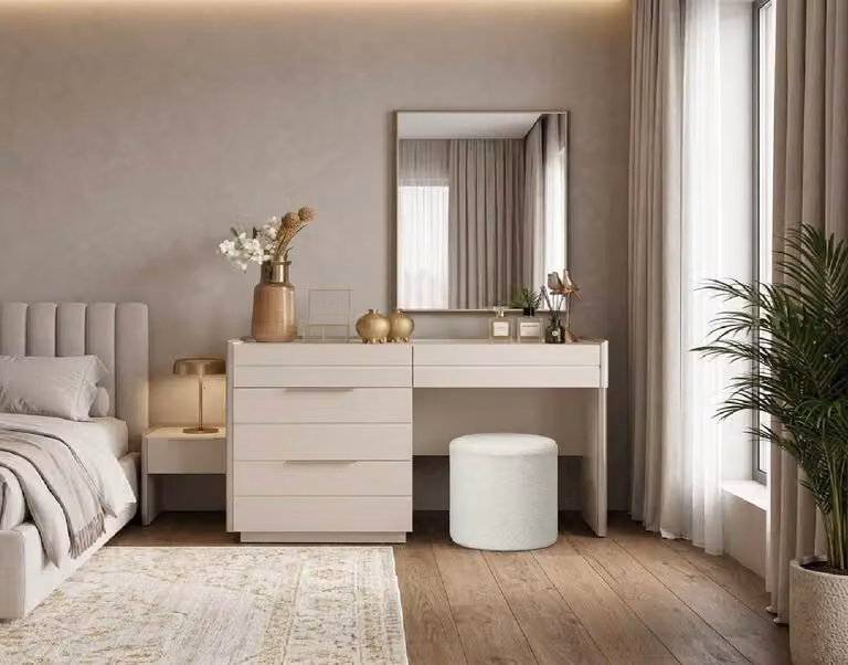 Set da trucco beige, moderno, composto da: tavolino da trucco, specchio e sgabello