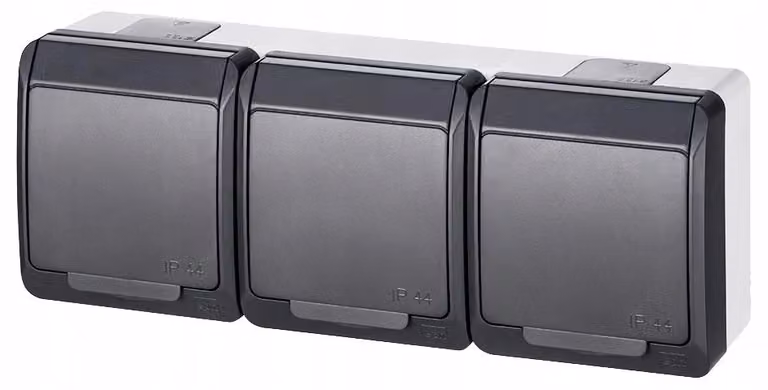 presa di superficie a tre prese antracite 250 V 5323-07