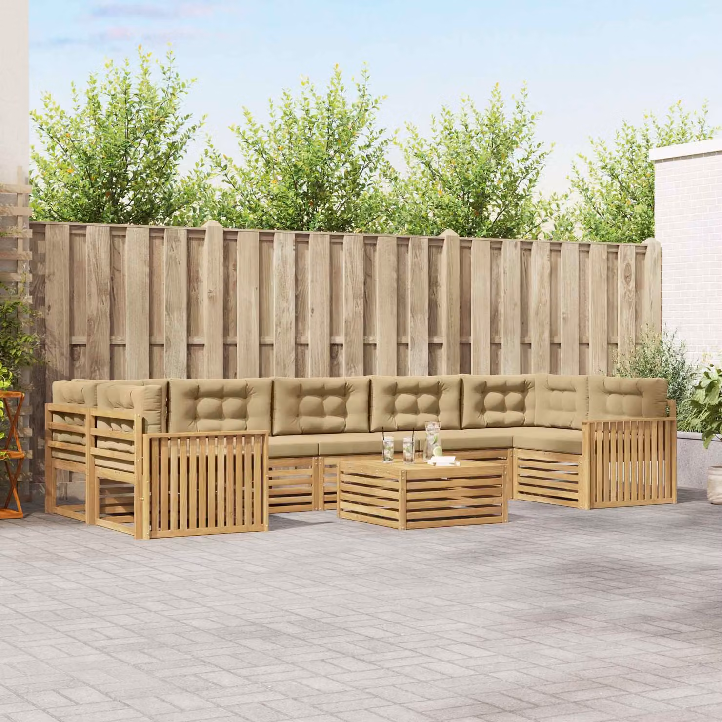 vidaXL Set di divani da esterno a forma di U composto da 8 pezzi in legno di acacia con cuscini Bianco e Beige