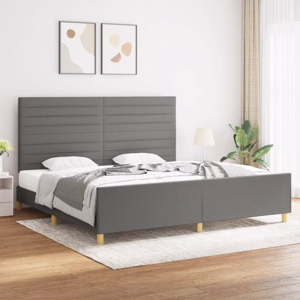 The Living Store Struttura letto con testiera in tessuto grigio scuro 200x200 cm