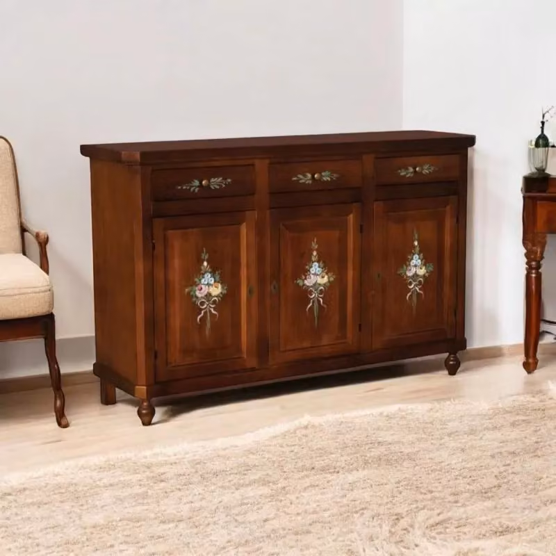 Madia credenza con 3 porte in stile arte povera decorata con motivi floreali di Mobili 2G, colore noce, L: 150 cm, P: 43 cm, H: 98 cm – 2