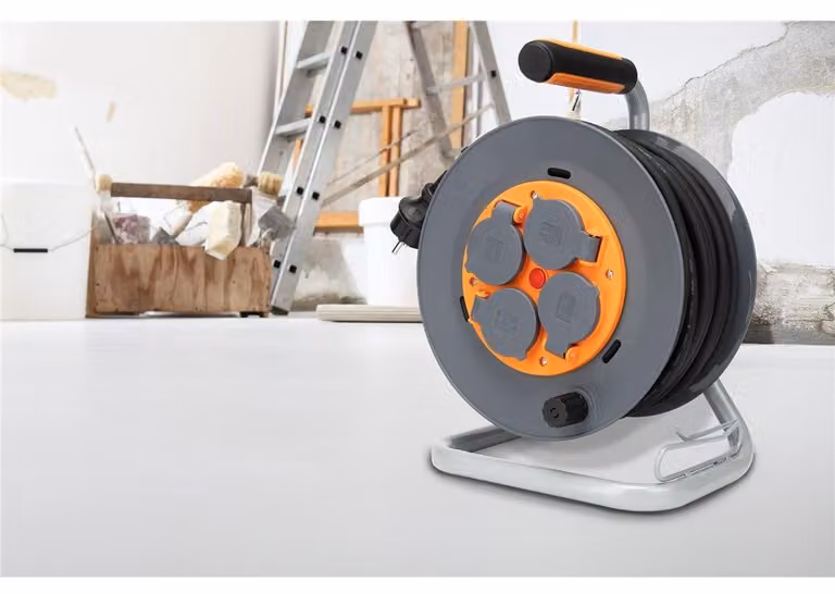 ZENITECH IP44 Bobina da cantiere - 4 prese da 16 A - 3 conduttori da 1,5 mm² - 25 m
