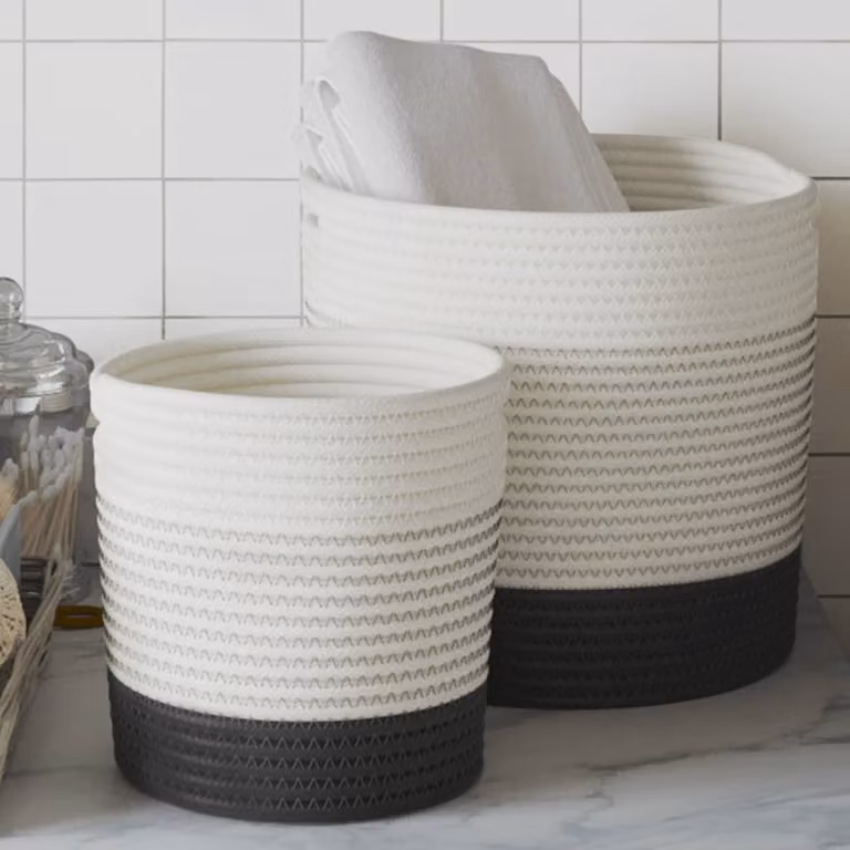 Set di 2 cestini portaoggetti vidaXL in cotone con trama aperta, bianchi e neri, pieghevoli e con maniglie