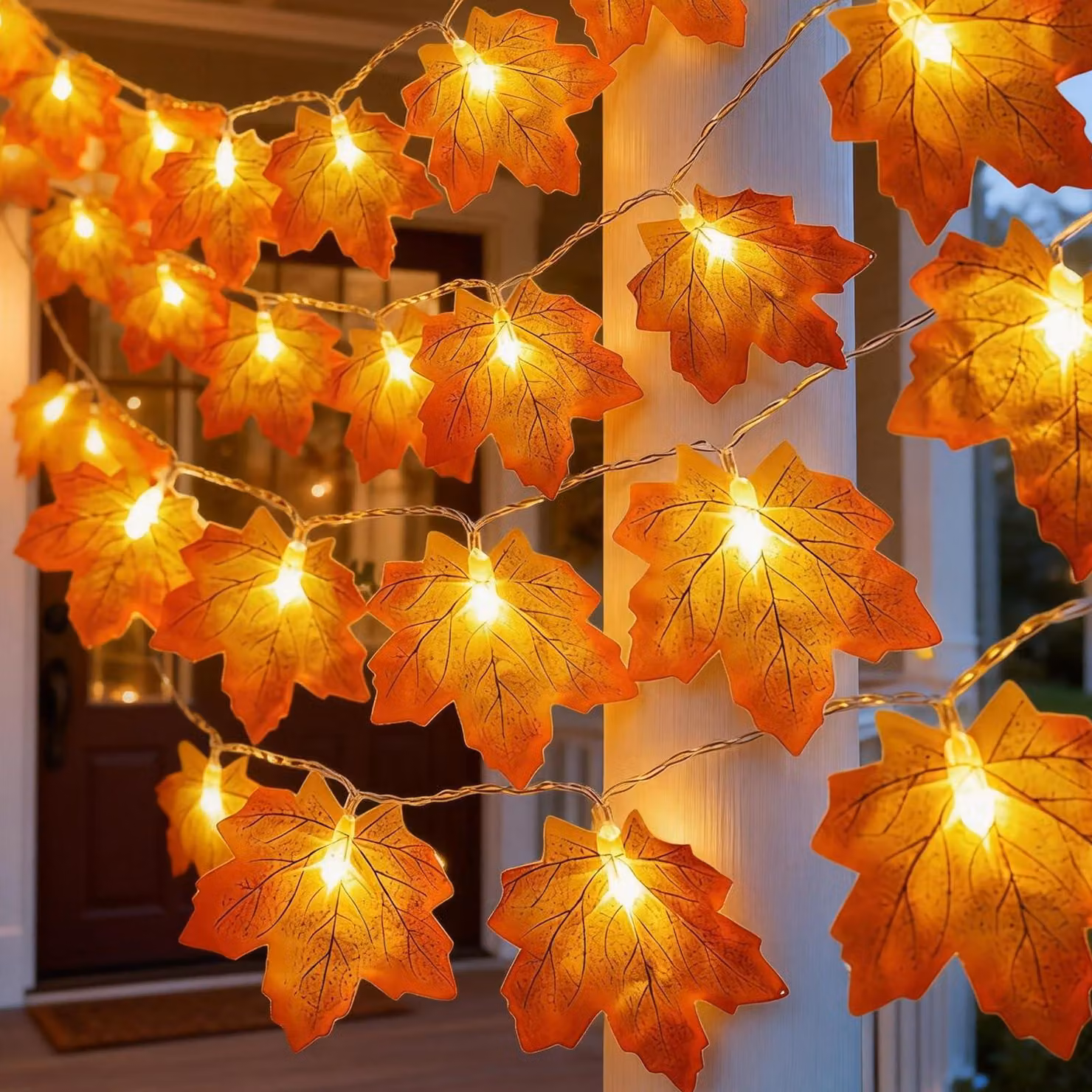 Catena luminosa con foglie d'acero, lunghezza 6 metri, 40 LED, colori assortiti, alimentazione a batteria