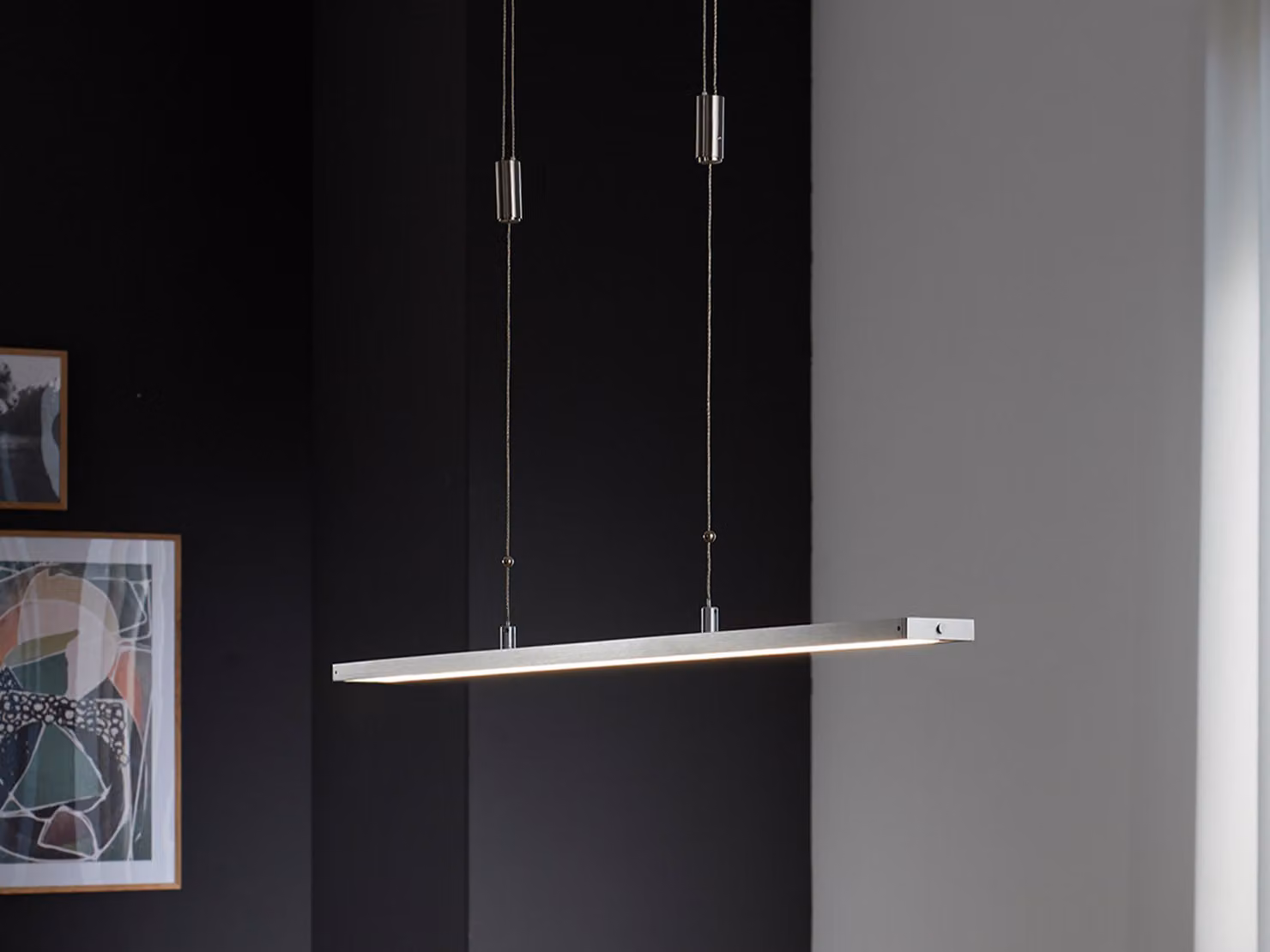 Lampada a sospensione LED stretta regolabile in altezza, dimmerabile e con colore della luce CCT, lunghezza 90 cm