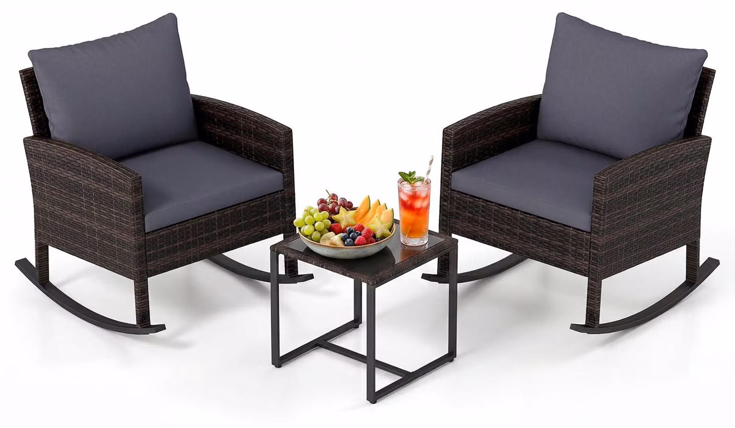 Set da giardino KOMFOTTEU, composto da 3 pezzi: 2 poltrone a dondolo in rattan con tavolino, set da salotto per esterni con struttura in metallo, cuscini imbottiti. Ideale per terrazzi, balconi, giardini e piscine