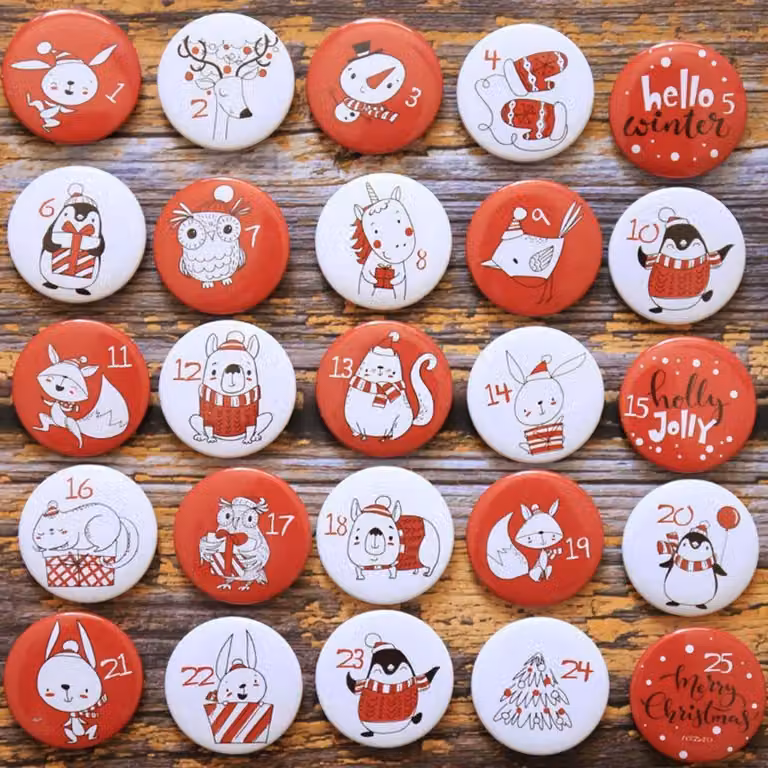 Calendario dell'Avvento: numeri in plastica da 1 a 25 per creare decorazioni, diametro 3,2 cm, colore rosso, confezione da 25 pezzi