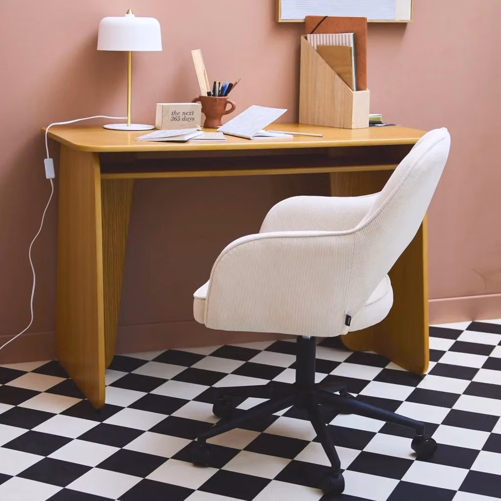 Sedia da ufficio Sweeek in velluto a coste con rotelle e base in metallo, bianco – 2