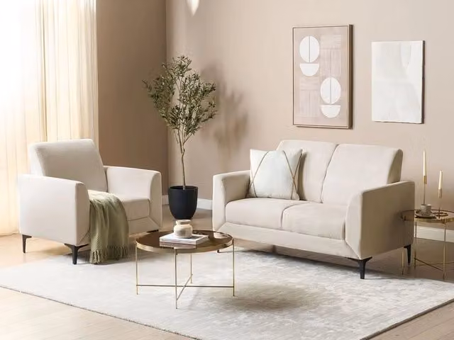 Divano 2 posti Beliani in tessuto beige stile classico con cuscini coordinati e coperture rimovibili L: 142 cm, P: 75 cm, H: 90 cm