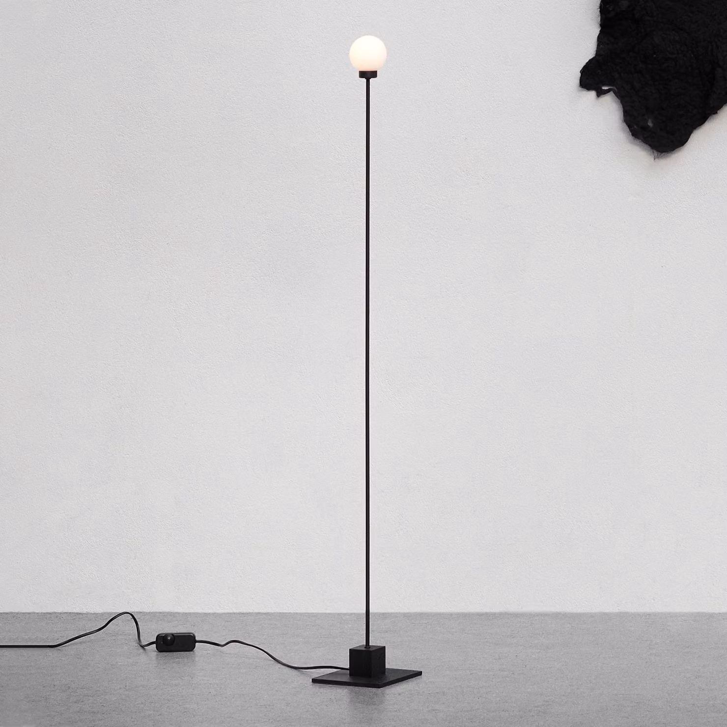 Northern Lampada da terra di design Snowball, dimmerabile, Nero, Soggiorno / Sala da pranzo, Metallo, Design, Lampada da terra