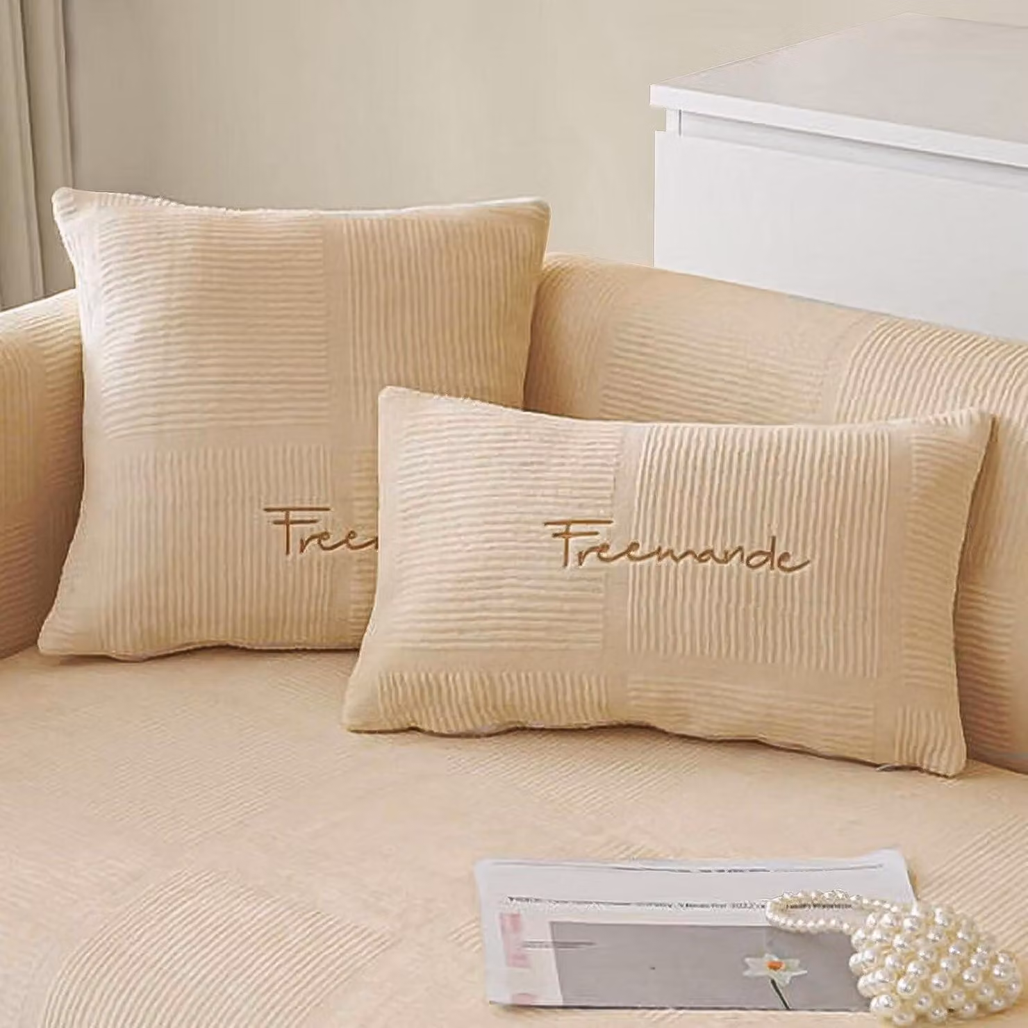 Copertura elastica universale per divano, adatta a divani a 1, 2, 3 o 4 posti, anche a forma di L, protezione per divano, colore beige chiaro, dimensioni 45x45 cm