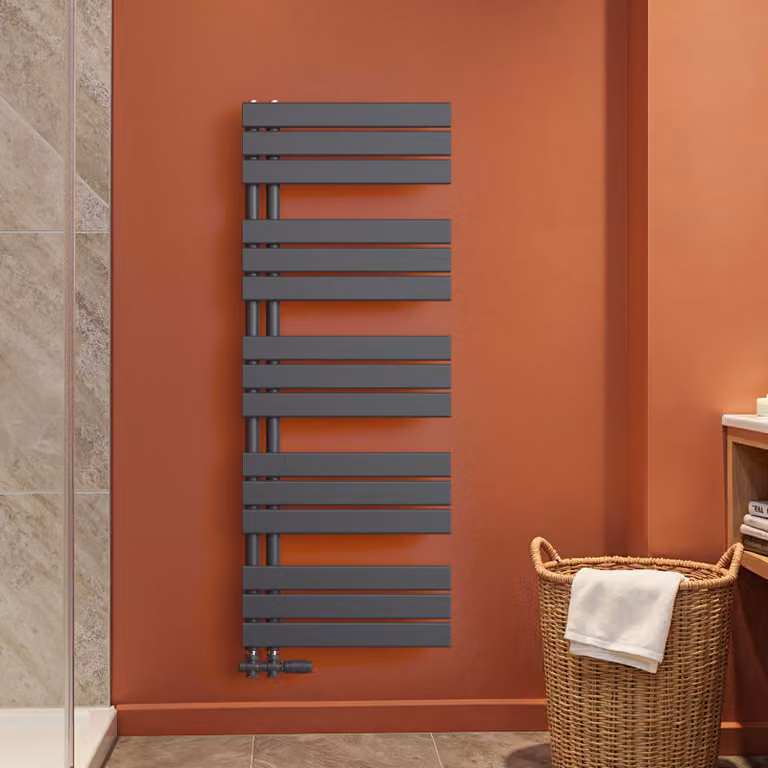 S'AFIELINA 1320x500mm radiatore per bagno radiatore per asciugamani radiatore a pannello piatto per bagno attacco laterale antracite 661 Watt